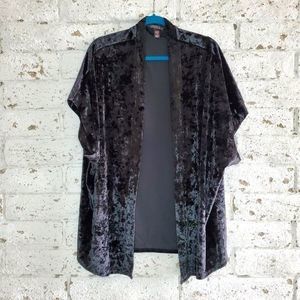 Victoria’s Secret Black Velvety Short Bath Robe Cover UP Shirt Sexy Nighty Sz XS